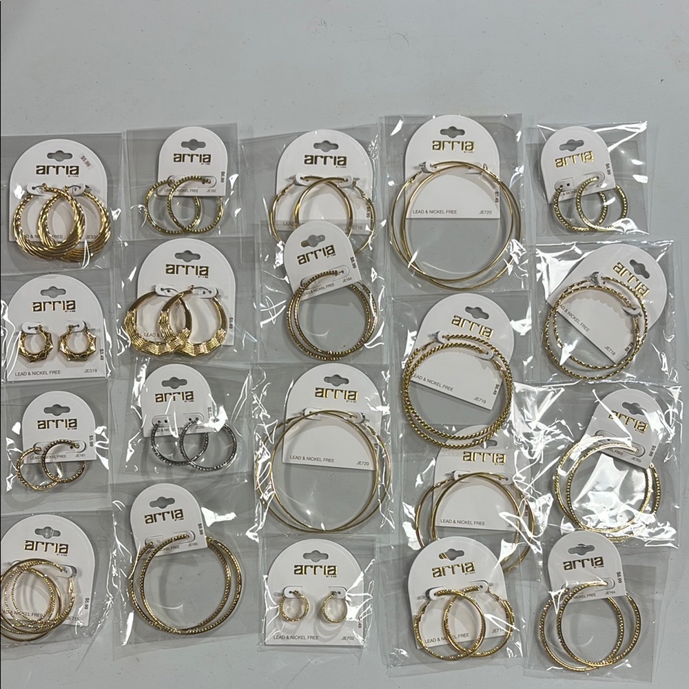 Resellers Dream Jewelry Sale! 20 items for $50!